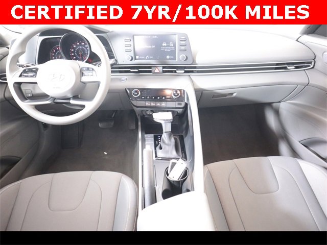 Used 2023 Hyundai Elantra SEL image 19