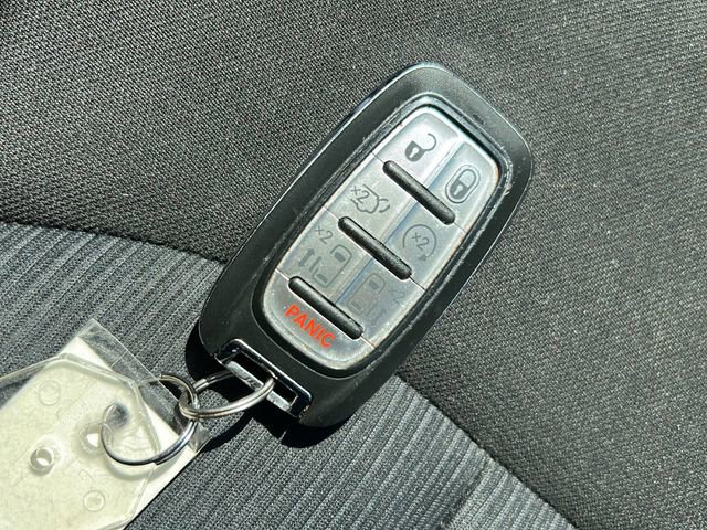 Used 2023 Chrysler Voyager LX FWD image 26