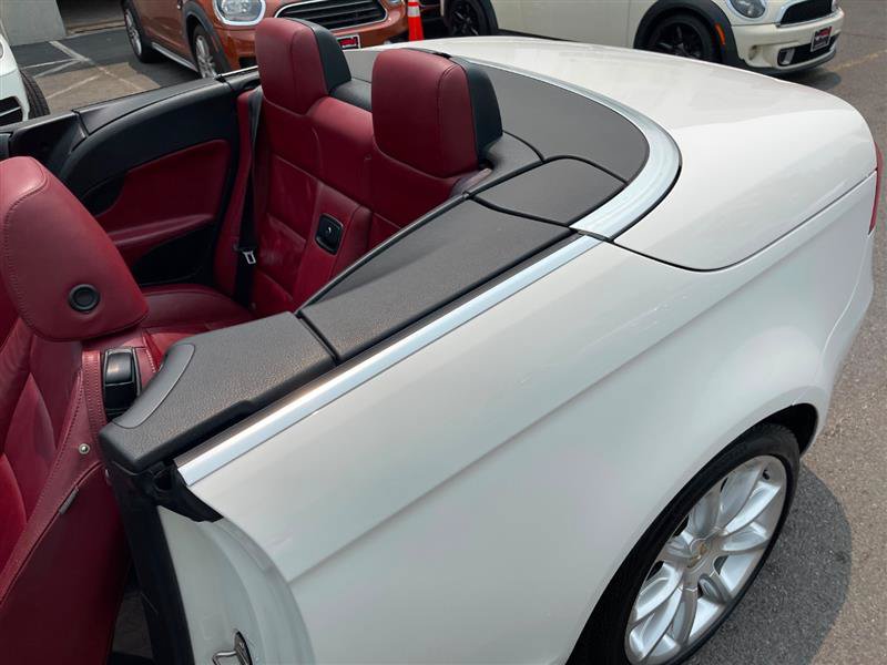 Used 2011 Volkswagen Eos Lux FWD image 28