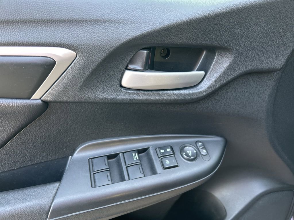 Used 2015 Honda Fit EX image 18