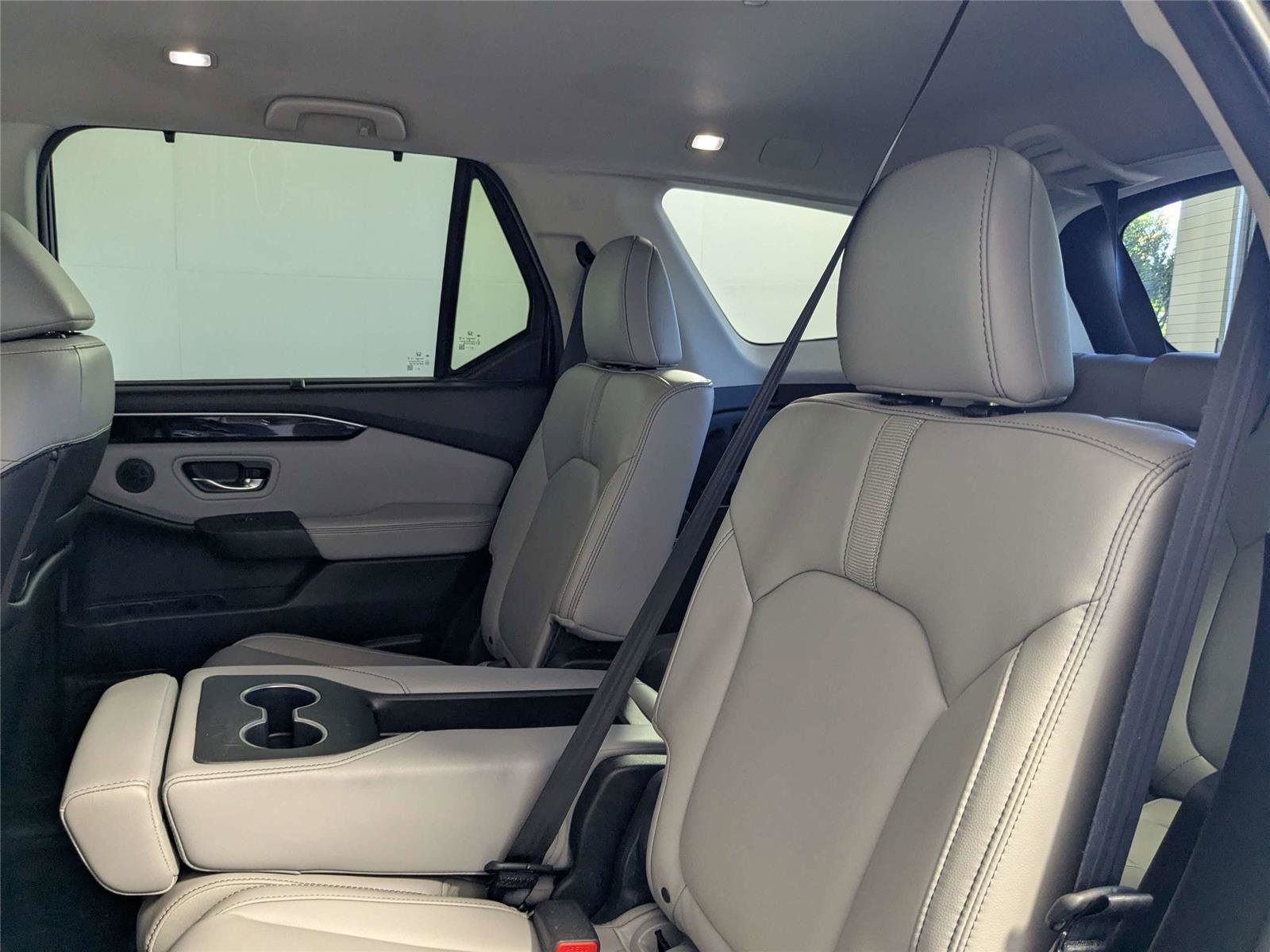 Used 2024 Honda Pilot EX-L image 33