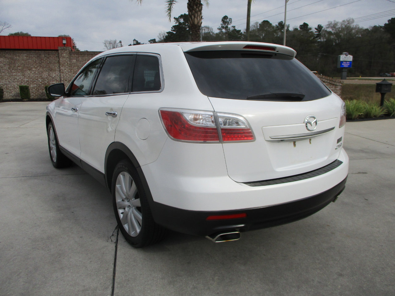 Used 2010 MAZDA CX-9 Grand Touring w/ Moonroof & Bose Audio Pkg image 22