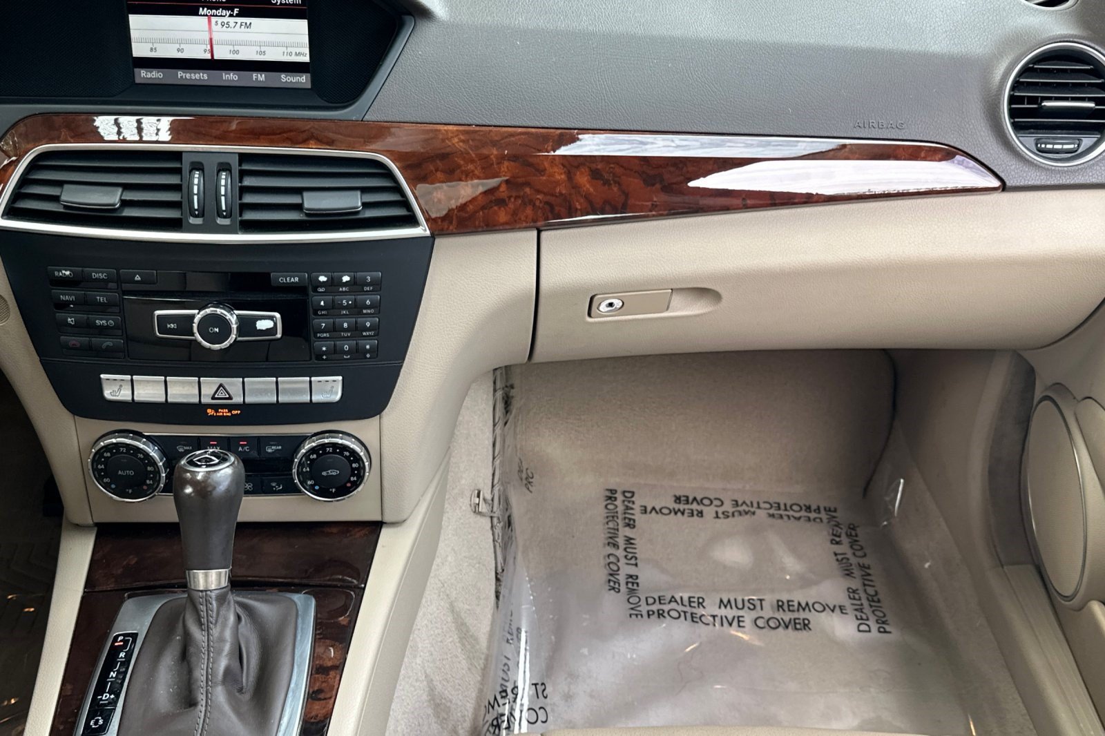 Used 2013 Mercedes-Benz C 250 Sedan image 18