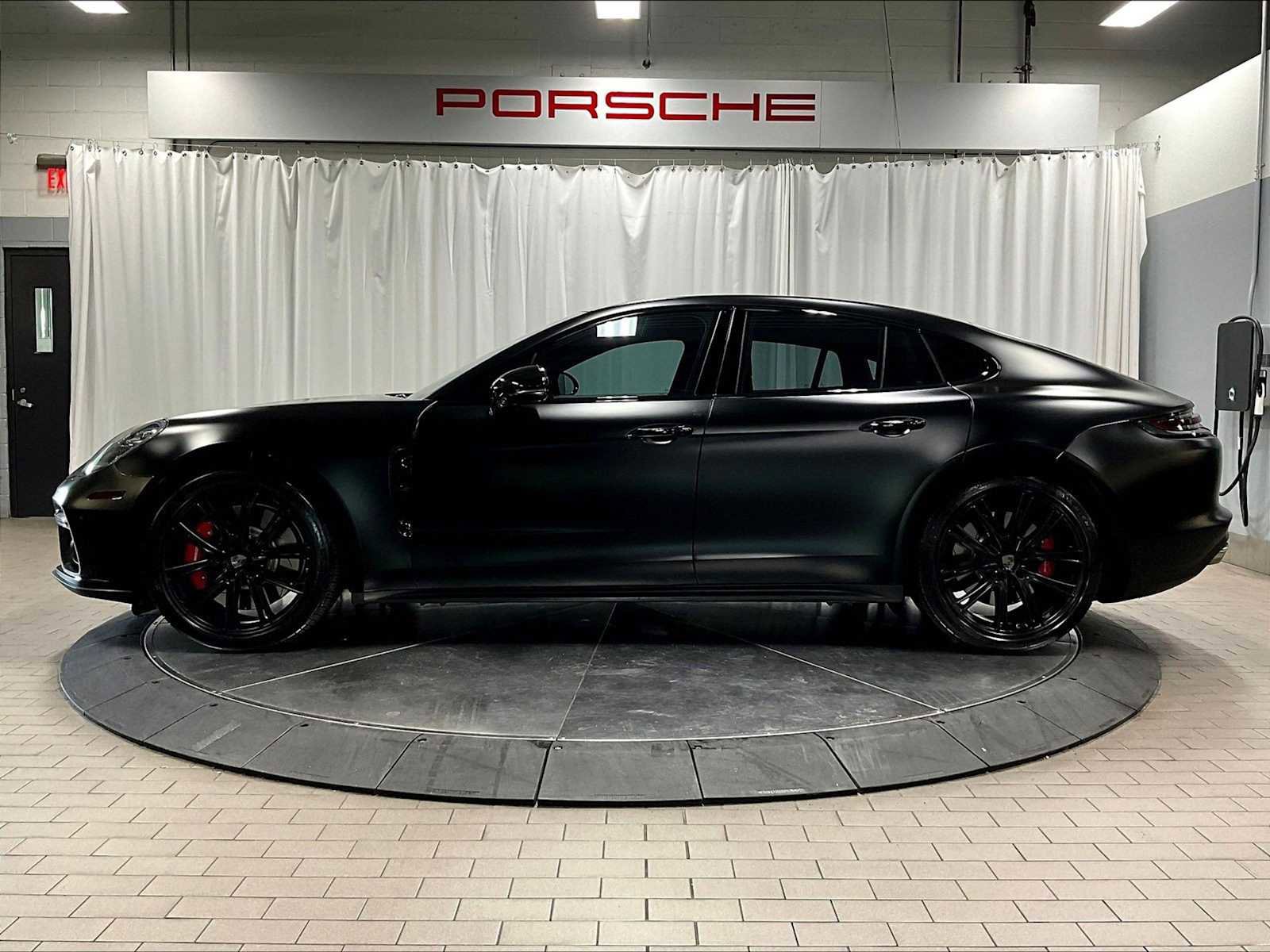 Used 2019 Porsche Panamera Turbo image 2