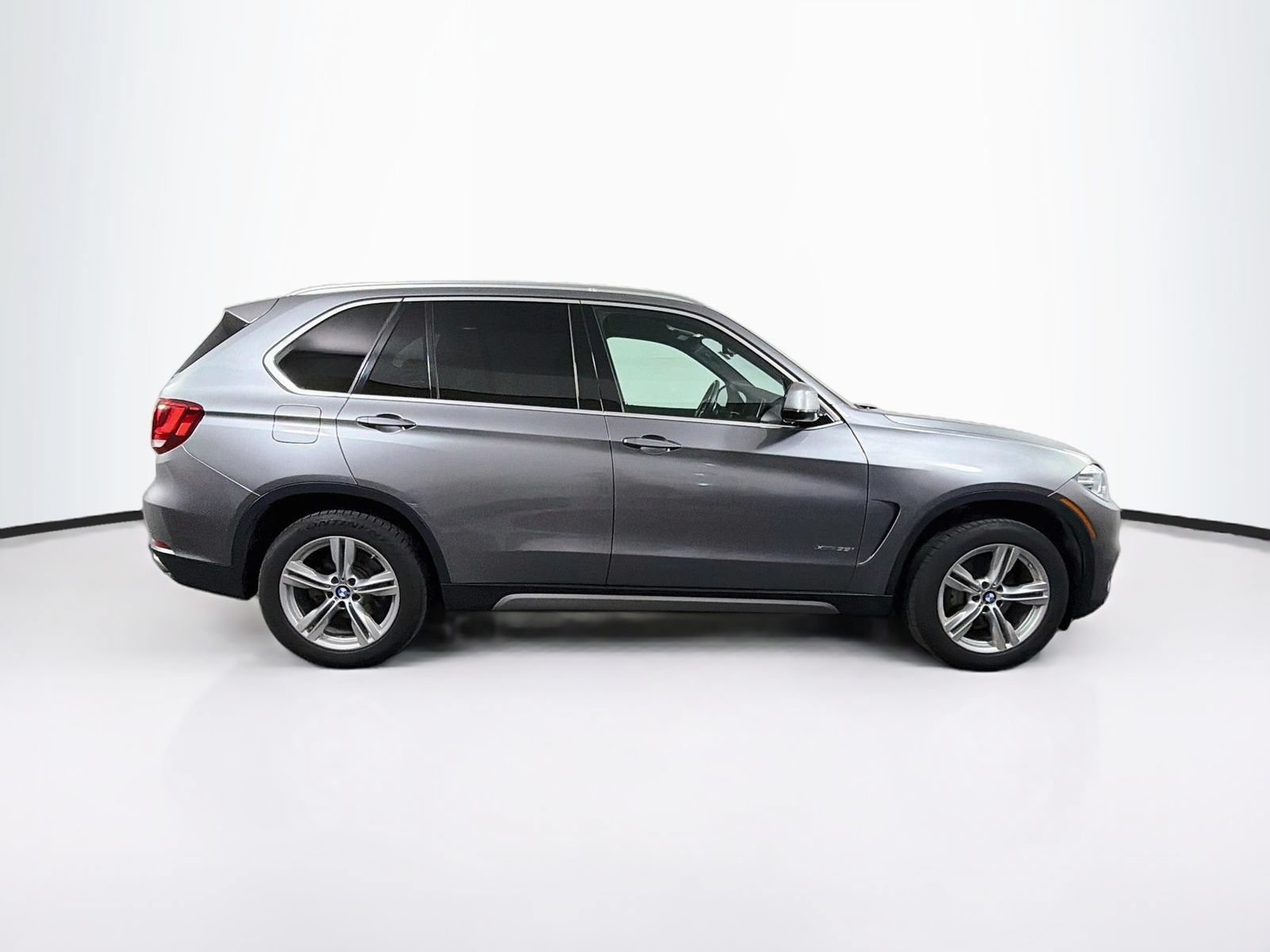 Used 2018 BMW X5 xDrive35i w/ Premium Package AWD/4WD image 8