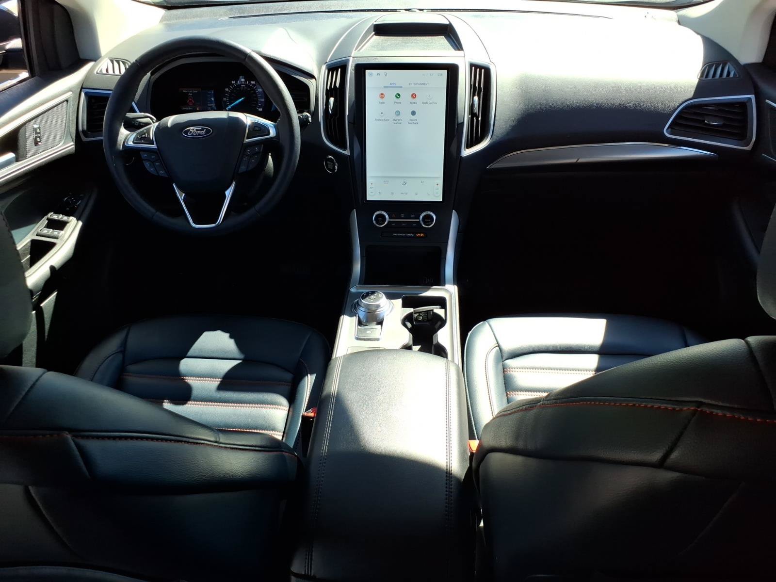 Used 2024 Ford Edge SEL w/ Sport Appearance Package AWD/4WD image 11