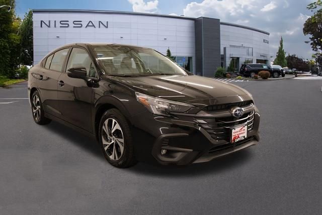 Used 2025 Subaru Legacy Premium image 1