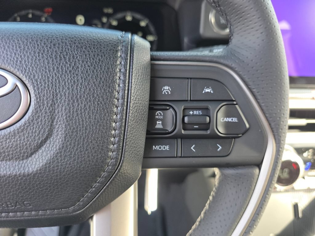 New 2026 Toyota 4Runner Limited AWD/4WD image 30