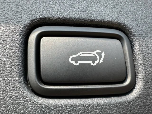 Used 2025 Hyundai Tucson Limited AWD/4WD image 10