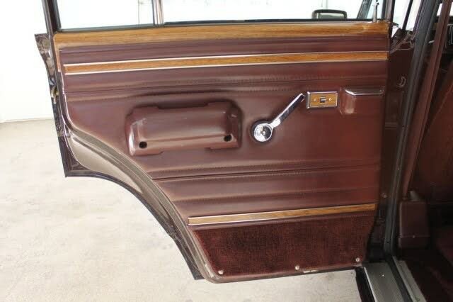 Used 1989 Jeep Grand Wagoneer image 89