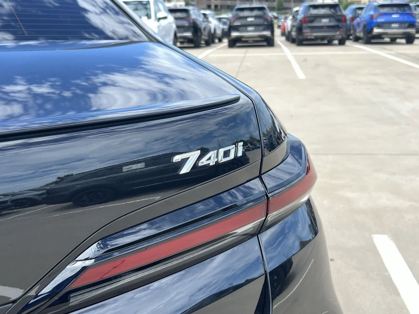 Used 2024 BMW 740i RWD image 17