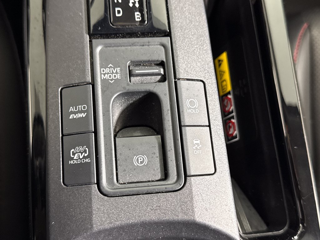 Used 2024 Toyota Prius Prime FWD image 37