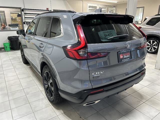 Used 2024 Honda CR-V Sport Touring image 2