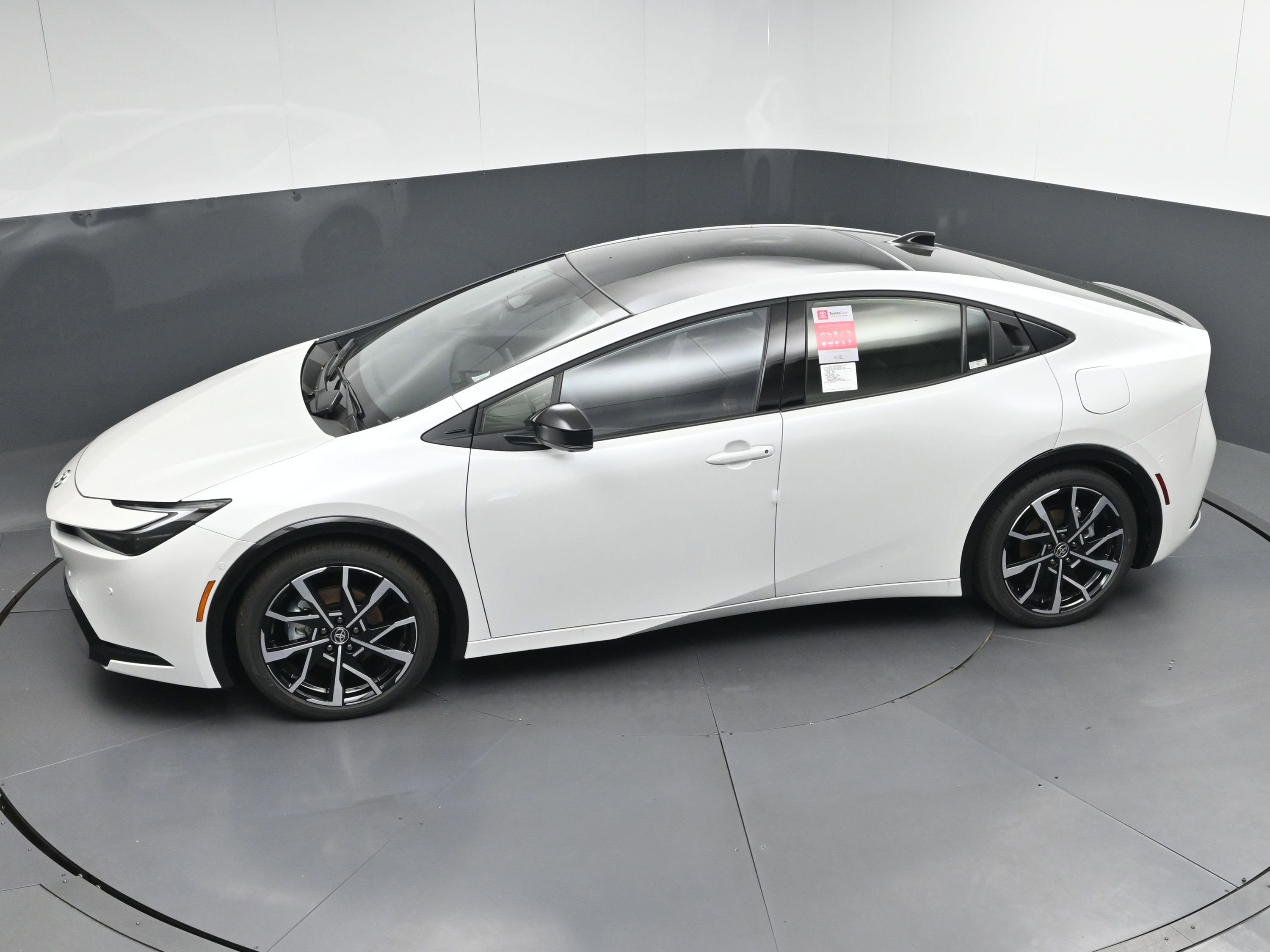 New 2026 Toyota Prius Plug-In Hybrid image 35