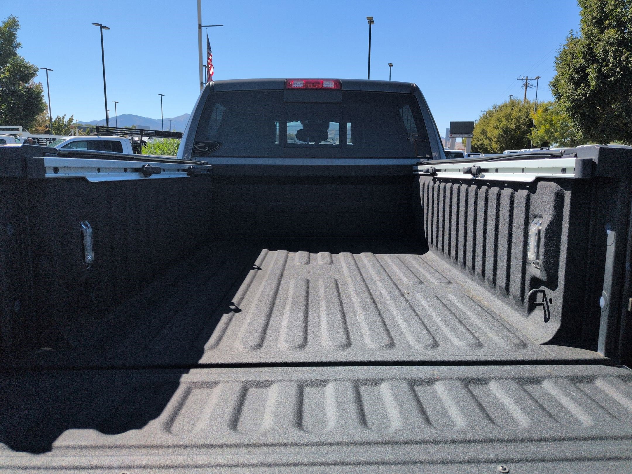 Used 2020 RAM 2500 Laramie image 32