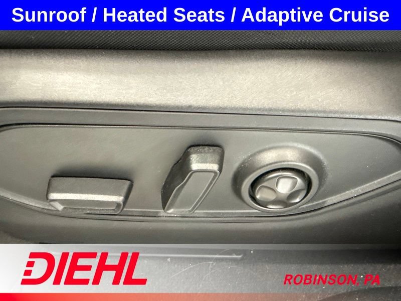 Used 2023 Jeep Grand Cherokee Laredo X AWD/4WD image 18