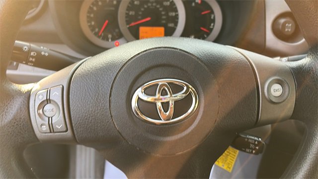 Used 2012 Toyota RAV4 4WD image 15