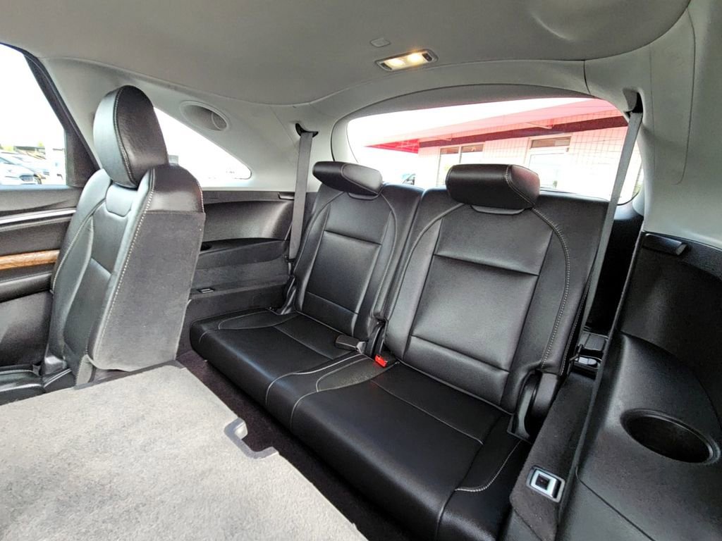 Used 2020 Acura MDX SH-AWD image 13