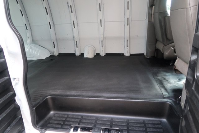 Used 2021 Chevrolet Express 2500 Extended RWD image 11