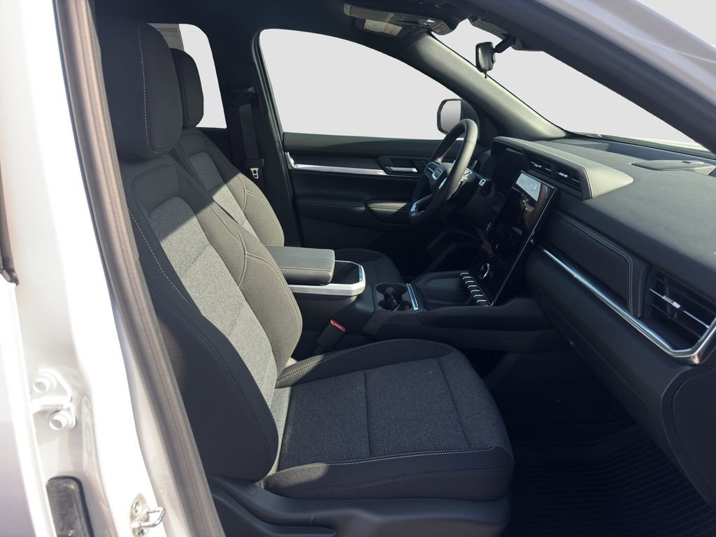 New 2026 GMC Terrain Elevation w/ LPO, Floor Liner Package FWD image 18