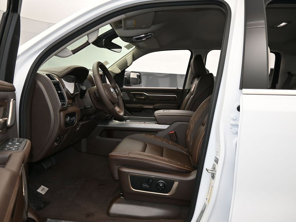 Used 2025 RAM 1500 Limited image 10