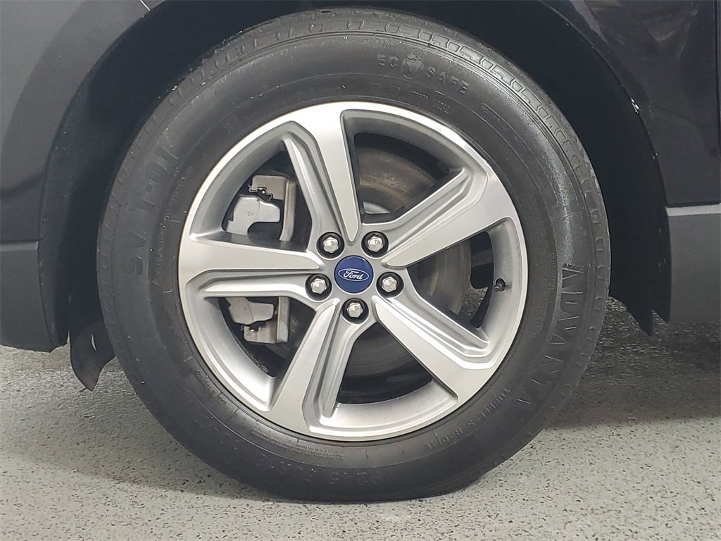 Used 2021 Ford Edge SEL w/ Convenience Package image 9