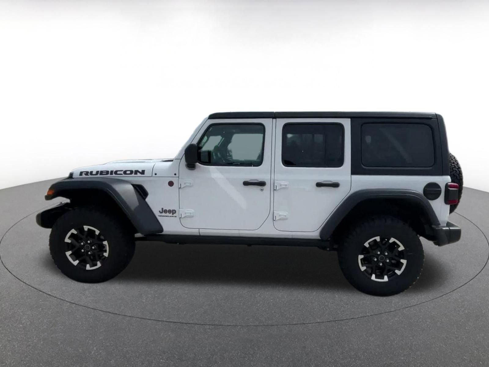 Used 2025 Jeep Wrangler Unlimited Rubicon AWD/4WD image 9