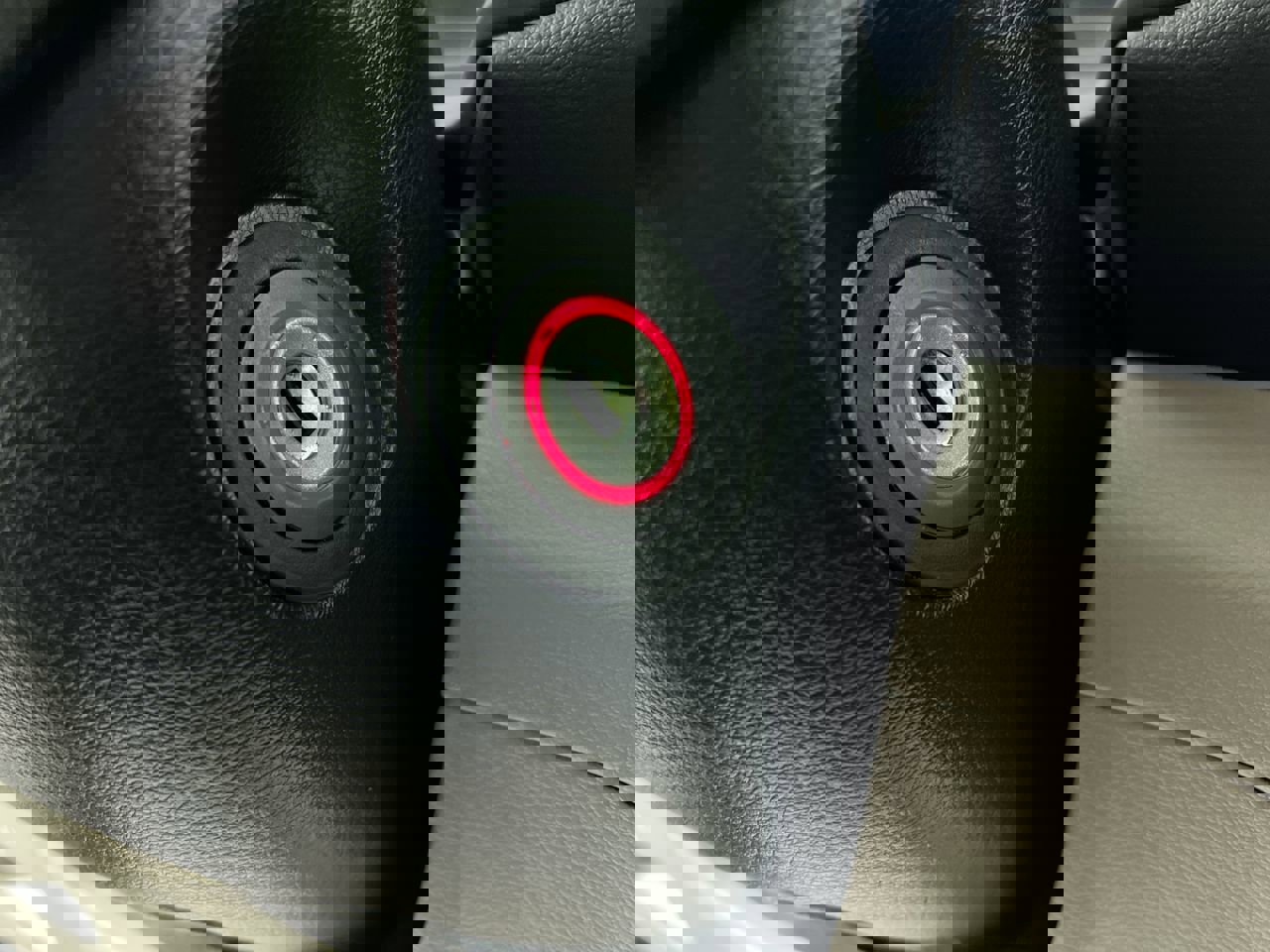 Certified 2025 Kia Soul LX w/ LX Technology Package FWD image 21