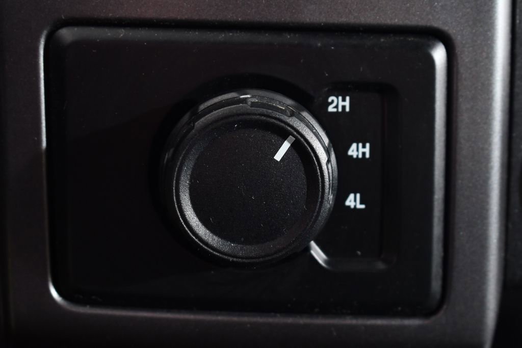 Used 2019 Ford F150 XLT w/ Equipment Group 302A Luxury AWD/4WD image 30