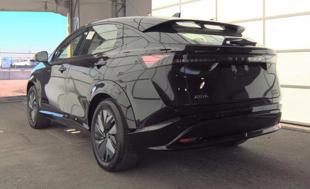 Used 2023 Nissan Ariya AWD image 4