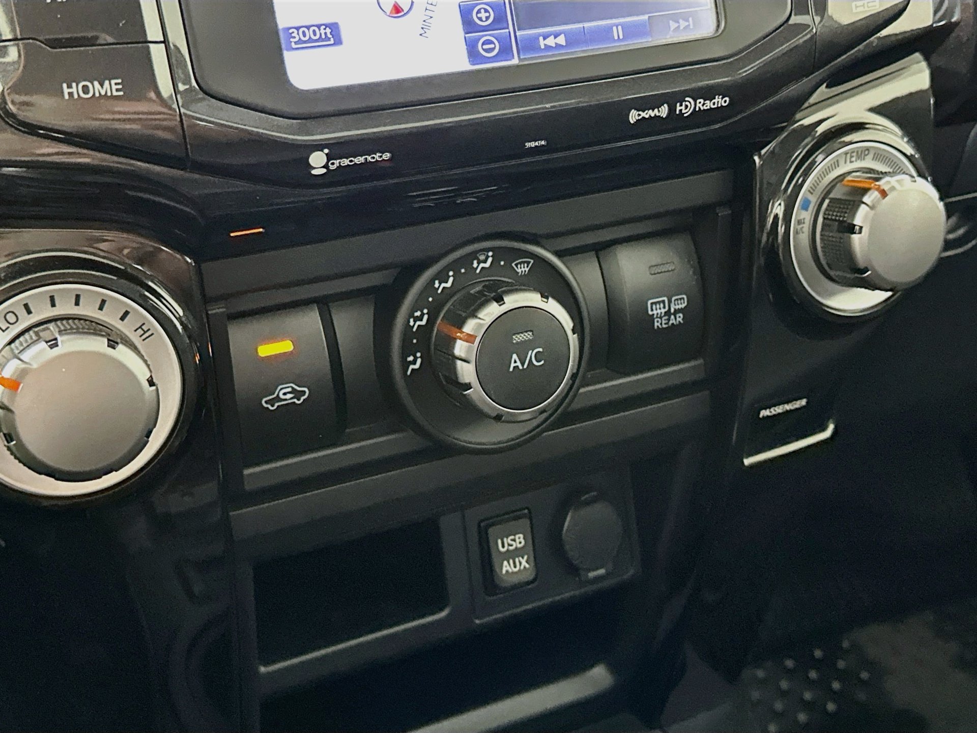 Used 2019 Toyota 4Runner TRD Off-Road Premium AWD/4WD image 17