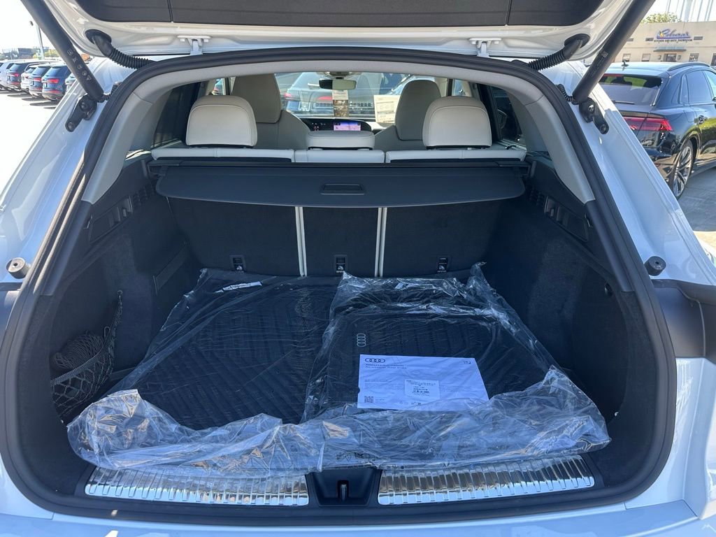 New 2025 Audi Q5 Premium Plus image 27