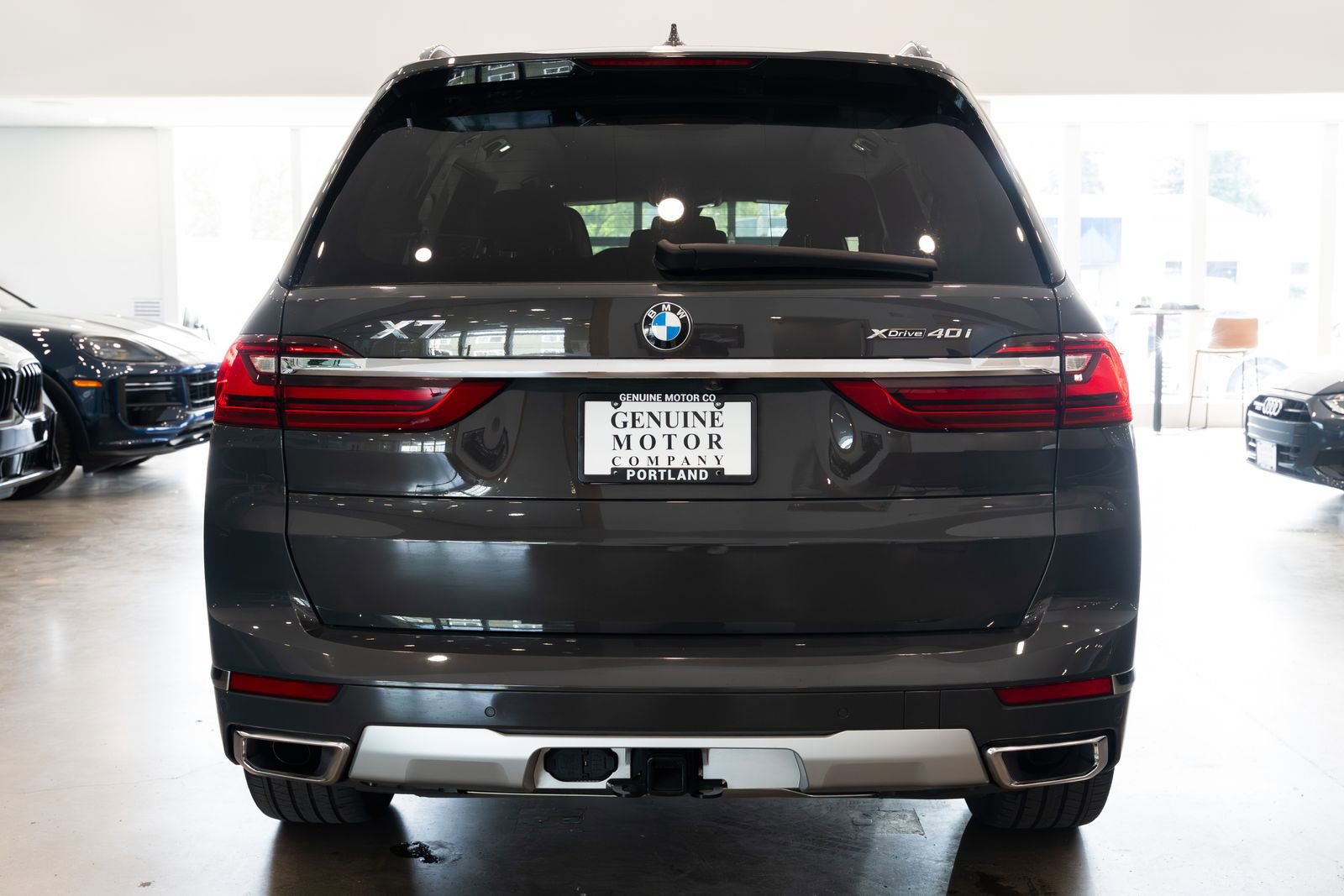 Used 2021 BMW X7 xDrive40i w/ Cold Weather Package AWD/4WD image 5