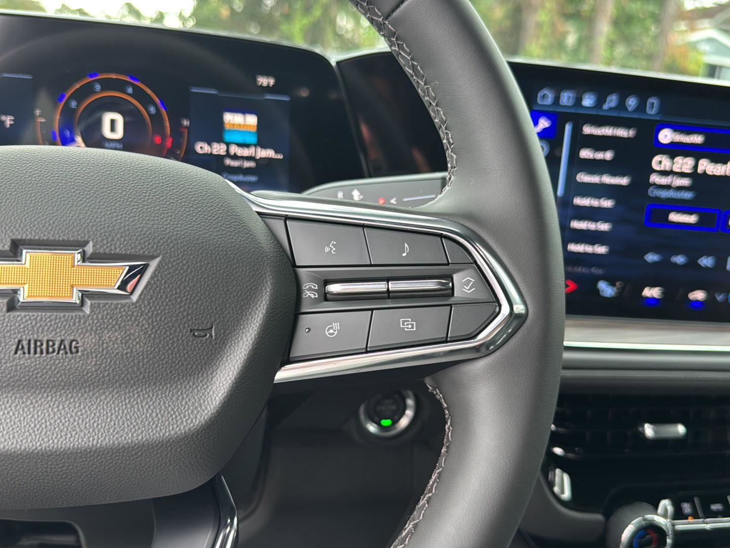 New 2026 Chevrolet Suburban LT image 20