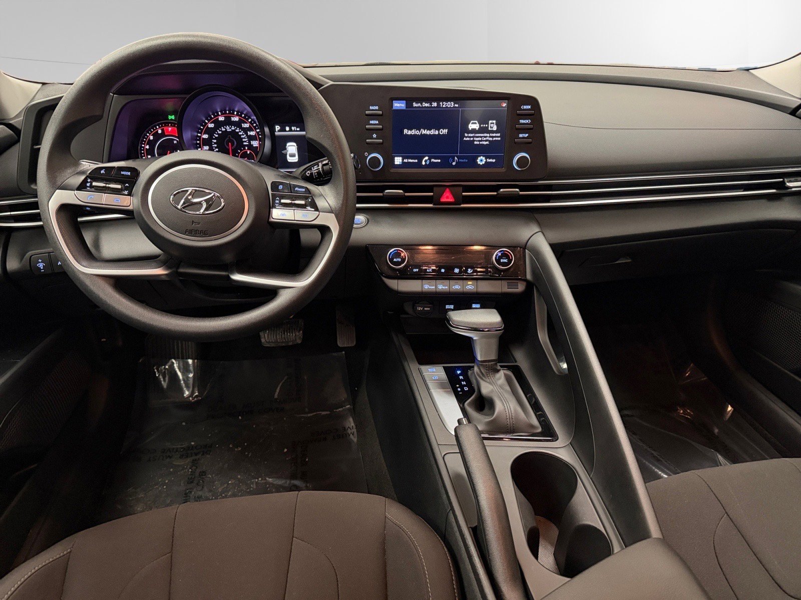 Certified 2023 Hyundai Elantra SEL image 10