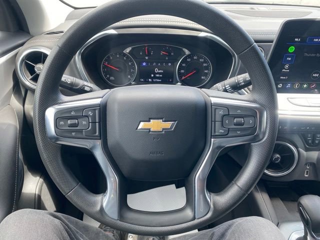 Used 2025 Chevrolet Blazer LT w/ Blazer LT Plus Package AWD/4WD image 8