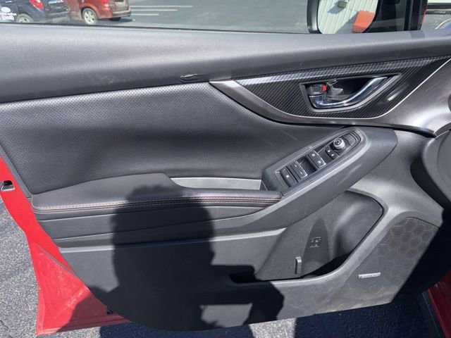 Used 2020 Subaru Crosstrek 2.0i Limited w/ Moonroof Package w/Navigation AWD/4WD image 9
