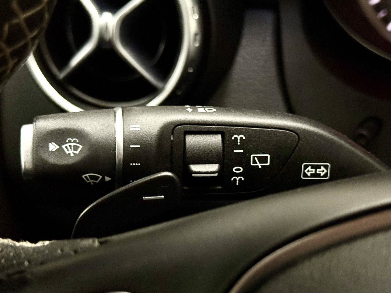 Used 2016 Mercedes-Benz GLA 250 image 21