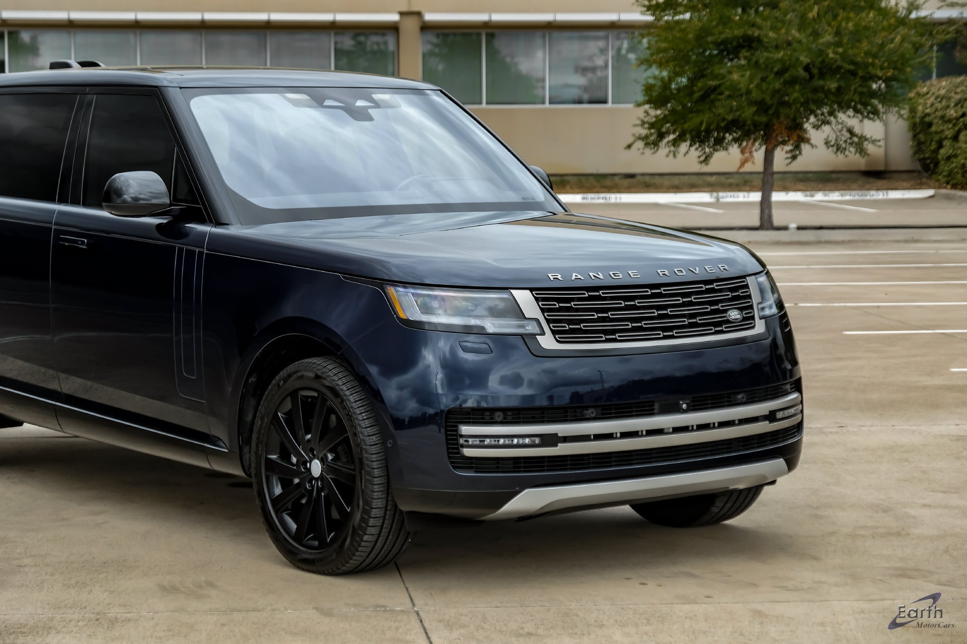 Used 2023 Land Rover Range Rover Long Wheelbase SE AWD/4WD image 26