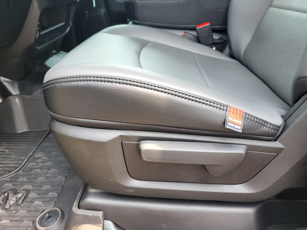 New 2026 RAM 2500 Tradesman w/ Bed Convenience Group AWD/4WD image 25