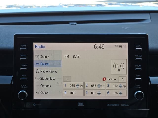 Used 2022 Toyota Camry XLE w/ Navigation Upgrade Package image 30