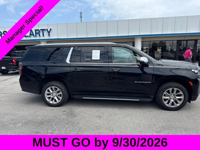 Used 2024 Chevrolet Suburban Premier RWD image 1