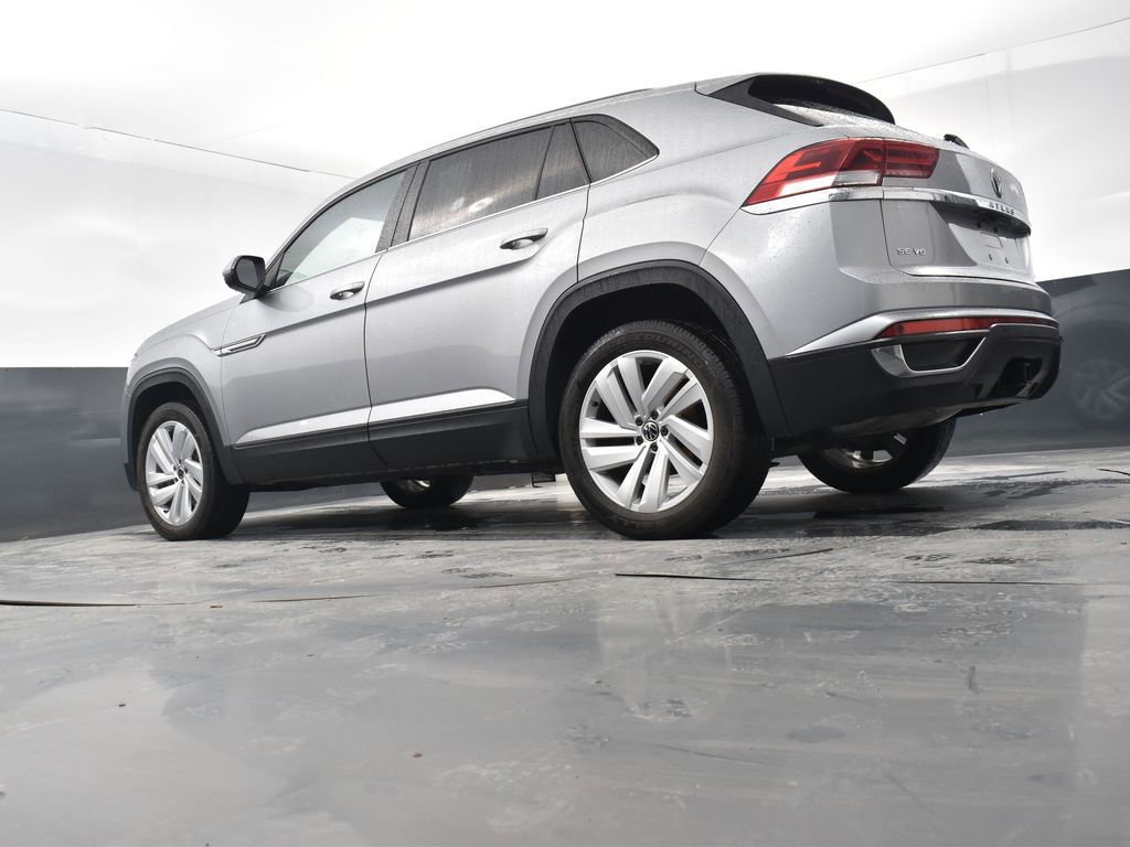 Used 2022 Volkswagen Atlas Cross Sport SE image 22