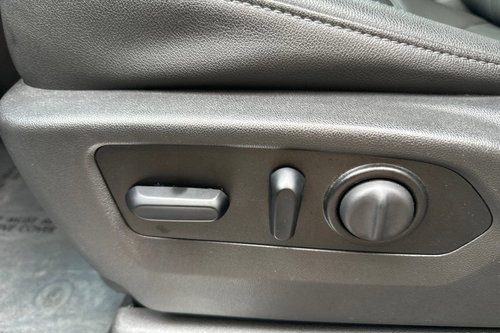 Certified 2021 GMC Sierra 2500 SLT w/ SLT Convenience Package RWD image 12