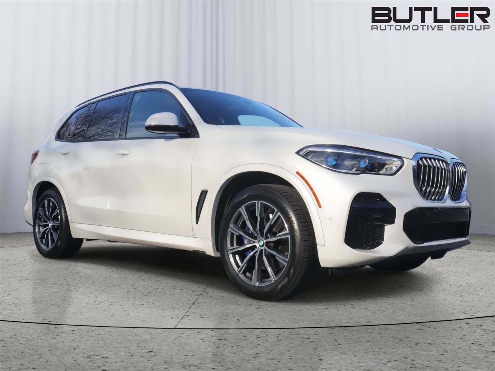 Used 2022 BMW X5 xDrive40i w/ M Sport Package image 9