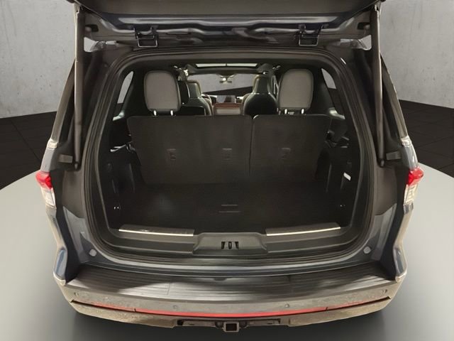 Used 2023 Lincoln Navigator Reserve image 23