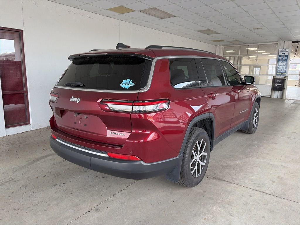 Certified 2024 Jeep Grand Cherokee L Limited w/ MOPAR Finishing Package image 8