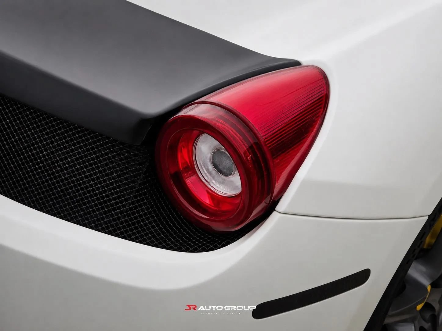 Used 2015 Ferrari 458 Italia Coupe RWD image 22
