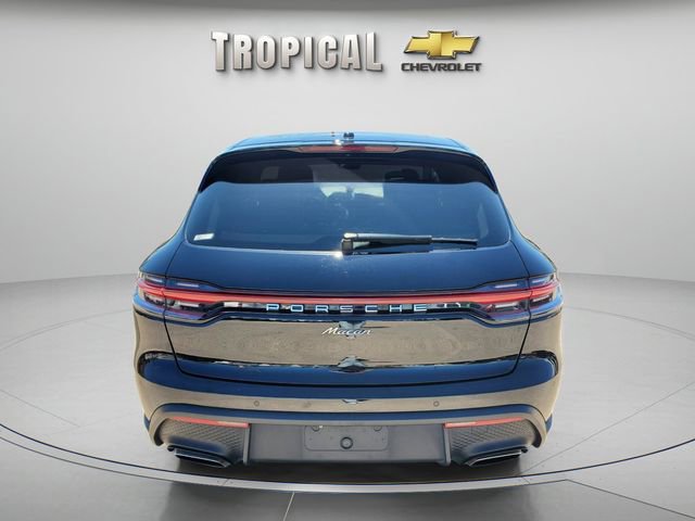 Used 2022 Porsche Macan Base image 6