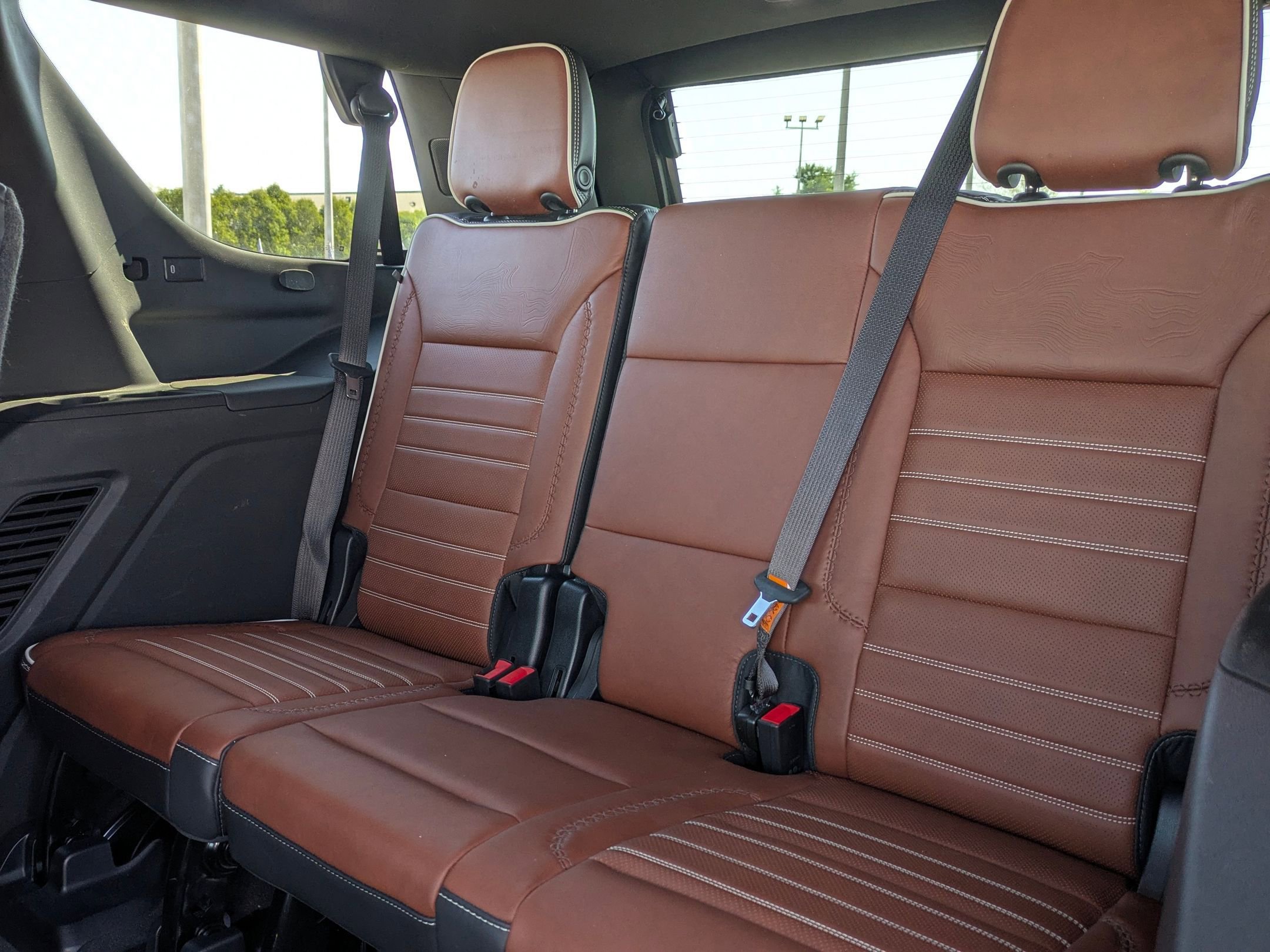 Certified 2023 GMC Yukon Denali Ultimate image 35